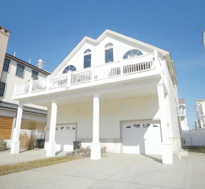 29 50th Street East | Sea Isle City, NJ | Long & Foster Vacation